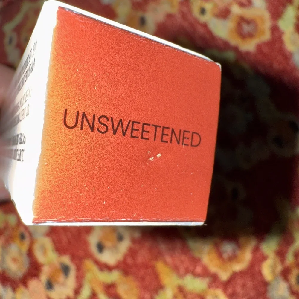 MAC Strobe Beam Liquid Blush UNSWEETENED‎ NIB .14 fl oz Iridescent Finish